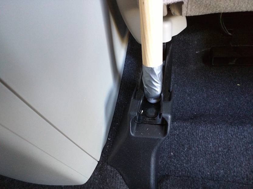 Left wooden support.